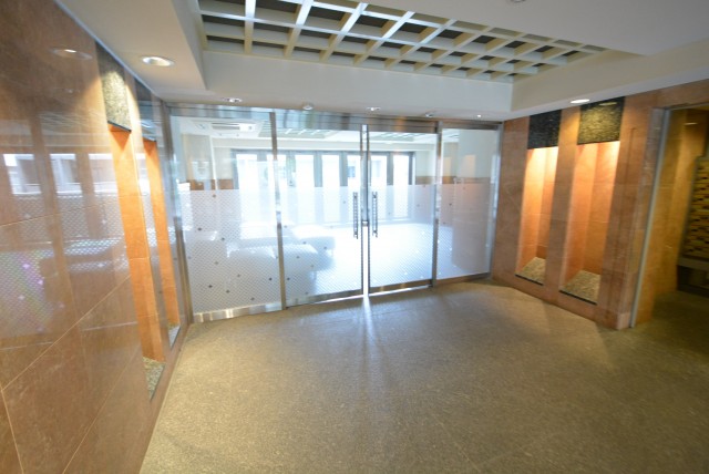 シティウインズ本駒込　エントランスホール