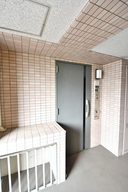 クレッセント二子玉川アッサンブラージュ　玄関