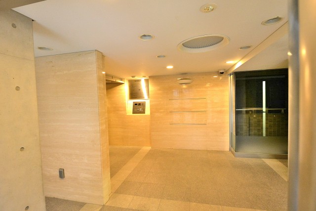 クレッセント二子玉川アッサンブラージュ　エントランス