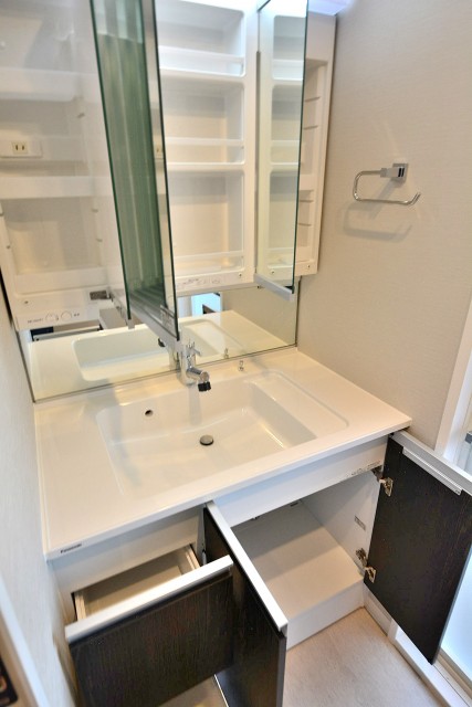 セブンスターマンション三軒茶屋　洗面台