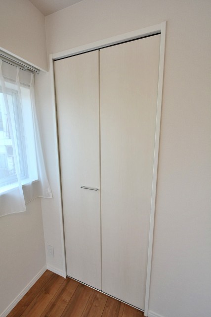 セブンスターマンション三軒茶屋　洋室1