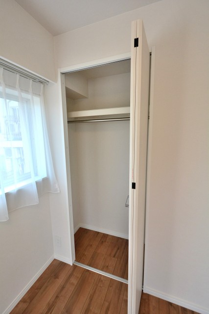 セブンスターマンション三軒茶屋　洋室1