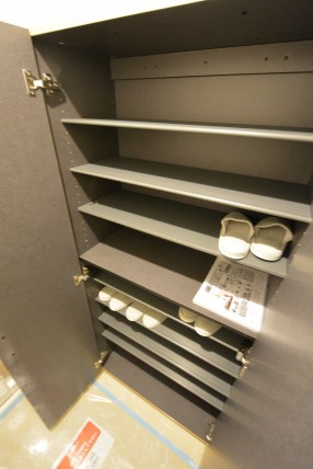 シューズボックス