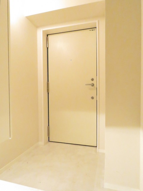 馬事公苑前ハイム　玄関ホール