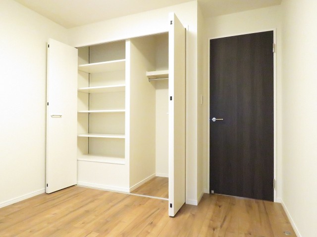 馬事公苑前ハイム　洋室約6.0帖