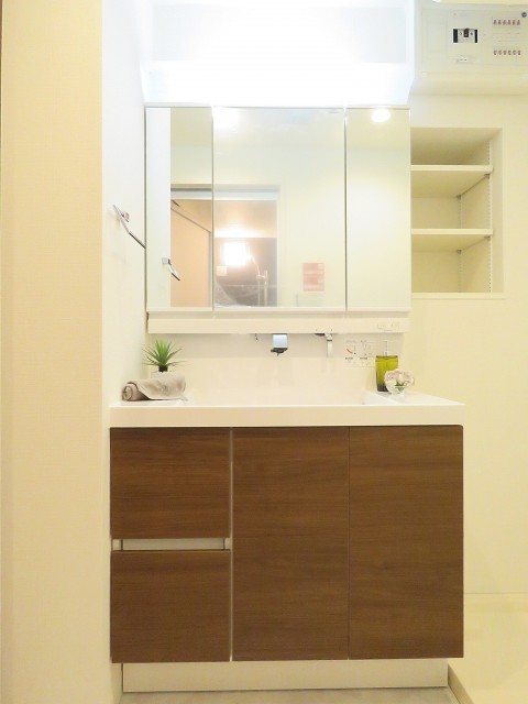 洗足ミナミプラザ　洗面化粧台