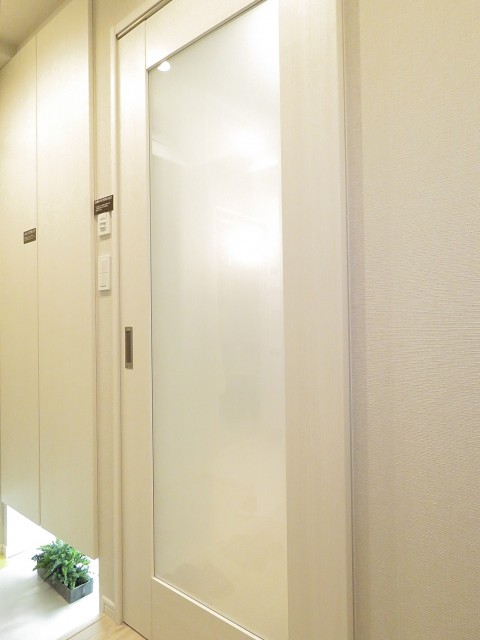 武蔵小山フラワーマンション　LDK扉