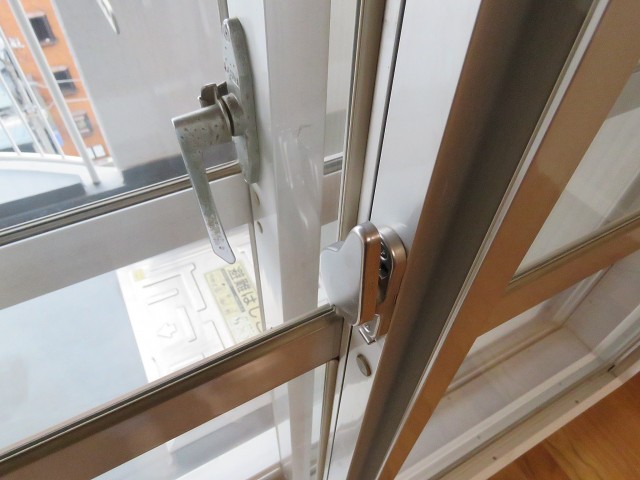 洗足ミナミプラザ　二重サッシ