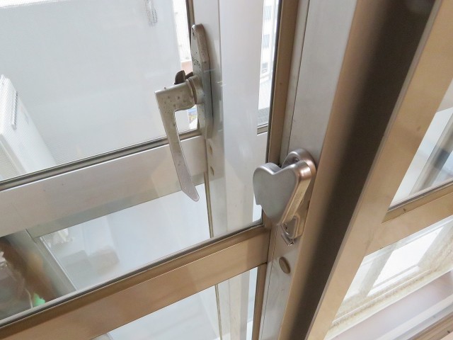 洗足ミナミプラザ　二重サッシ