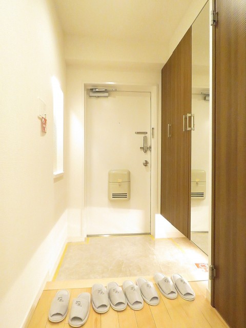 洗足ミナミプラザ　玄関ホール