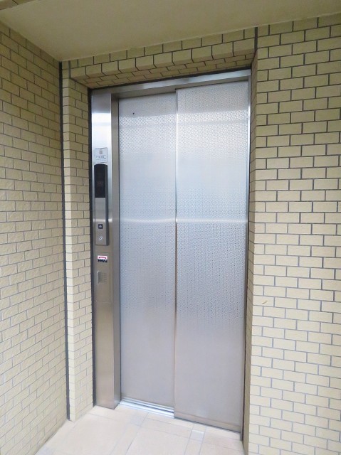 センチュリー巣鴨　エレベーター