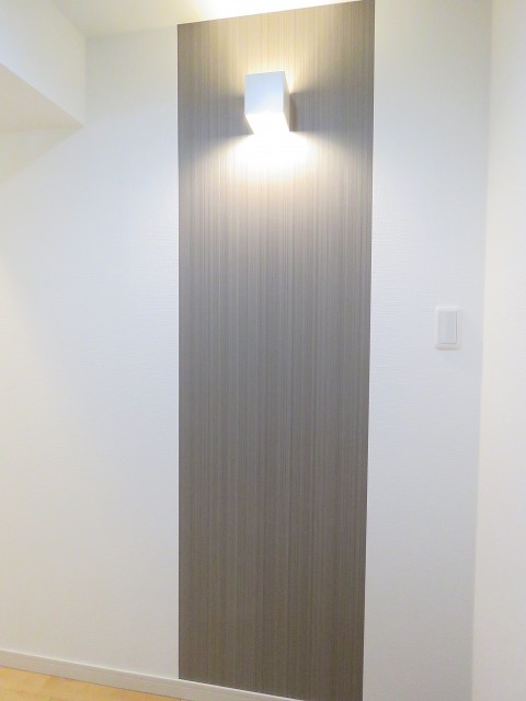 コンフォラス千石　廊下壁面