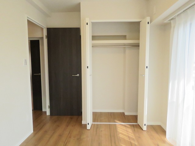 ユニーブル明大前　洋室約5.0帖