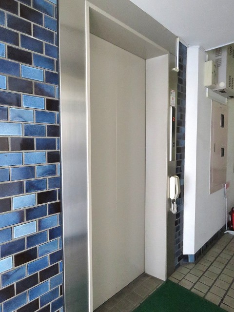 ダイアパレス弦巻　エレベーター