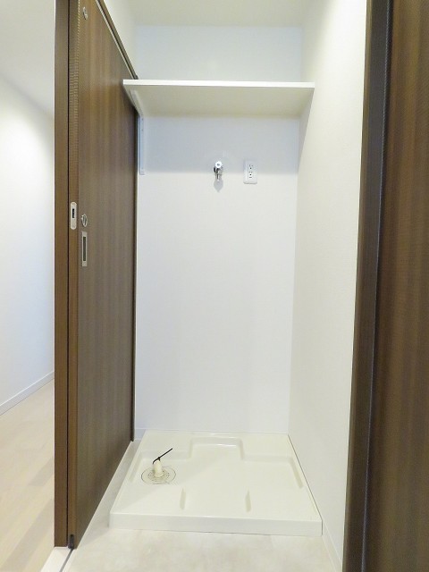 ナイスアーバン石川台　洗濯機置場