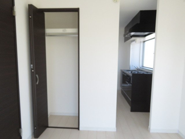 ダイアパレス弦巻　洋室約4.5帖