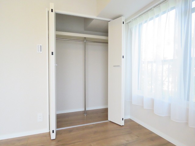 ユニーブル明大前　洋室約5.0帖