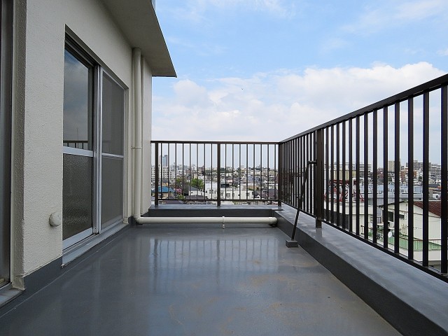 祐天寺ニュースカイマンション　ゆったりバルコニー