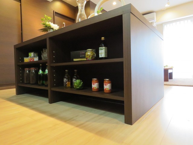 六本木ハイツ　ダイニングテーブル