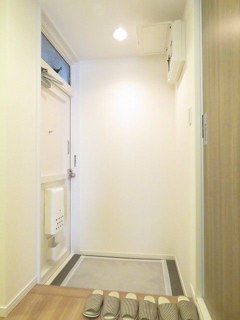 都立大コーポラス　玄関ホール