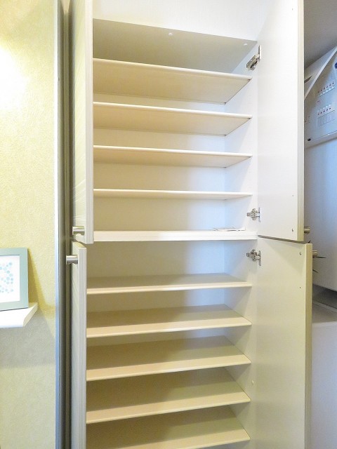 ビラ自由ヶ丘　シューズBOX