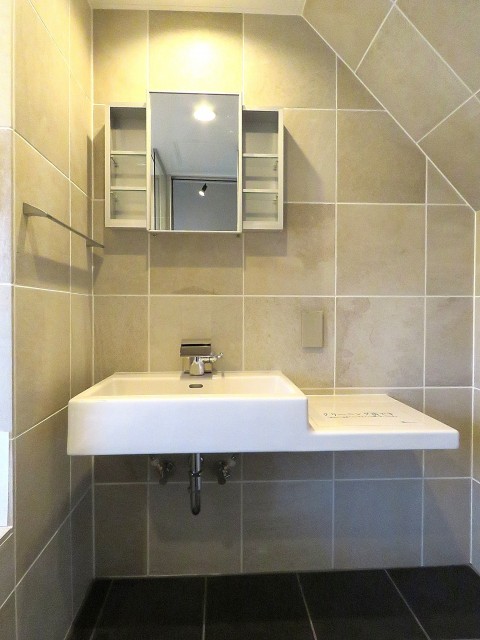 代官山コーポラス　洗面化粧台