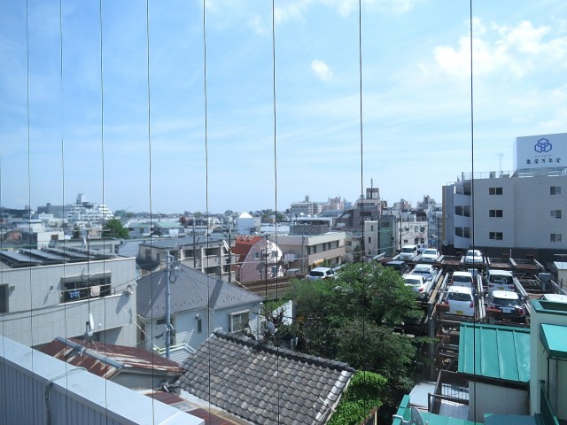 ビラ自由ヶ丘　洋室からの眺望