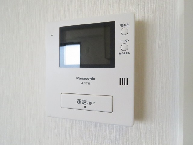 ビラ自由ヶ丘　TVモニター付きインターホン