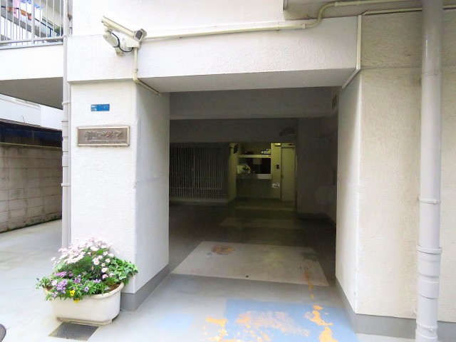 中銀南青山マンシオン　エントランス