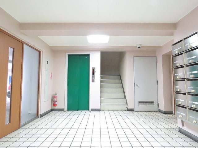 中銀南青山マンシオン　エレベーター