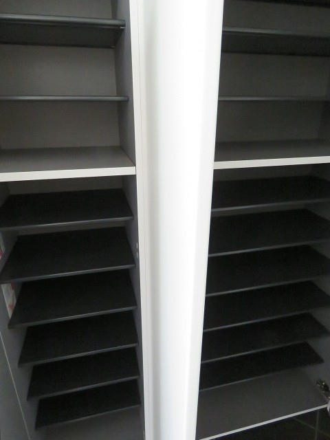 中銀南青山マンシオン　シューズBOX