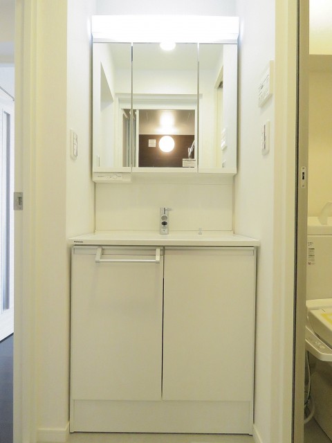 ビラ自由ヶ丘　洗面化粧台