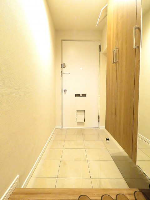 ガーデンハウス　玄関ホール