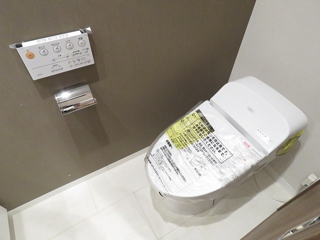 ガーデンハウス　トイレ