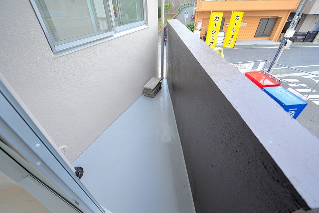 ハイネス大久保 バルコニー