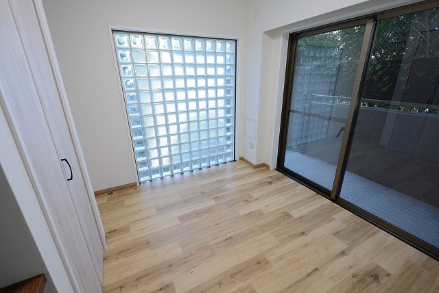 ナイスアーバン石川台 洋室5.7