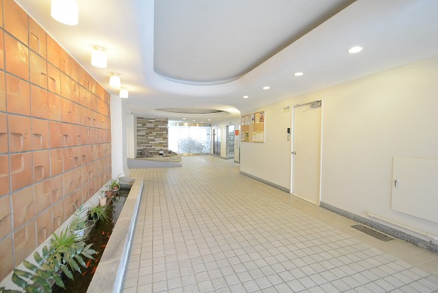 宮園キャピタルマンション エントランス