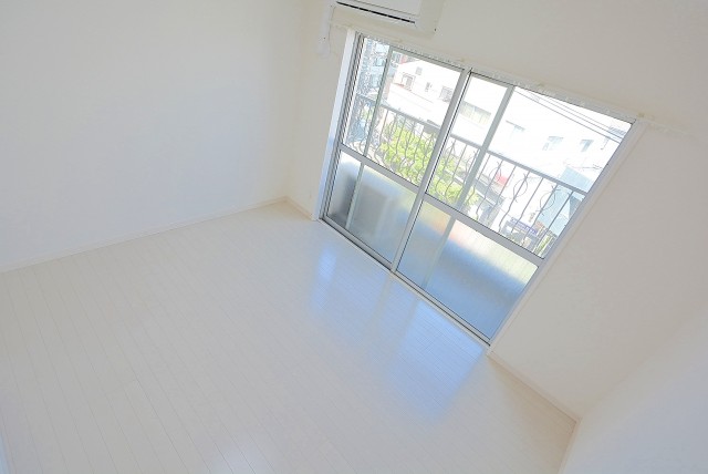 ファムール目黒 洋室２