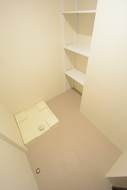 ハイネス大久保 洗濯室