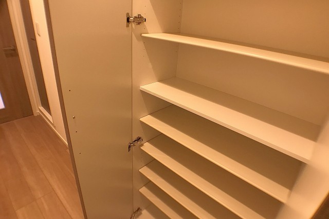 上高田四丁目団地　玄関