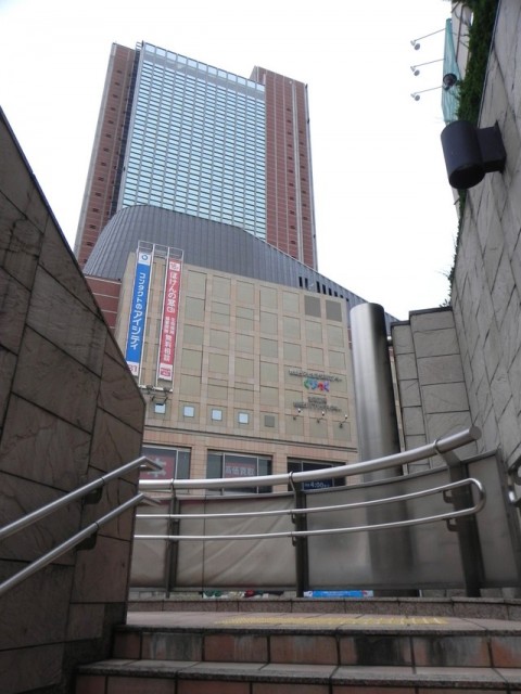 ライオンズマンション三軒茶屋　駅前