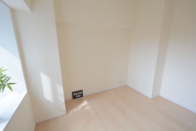 中銀桜新町マンシオン 洋室4.8帖