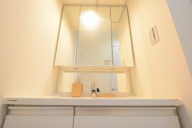 中銀桜新町マンシオン 洗面