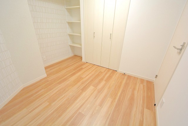 インペリアル常盤松 洋室２