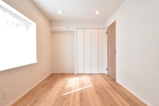 オーベル上馬A 洋室2