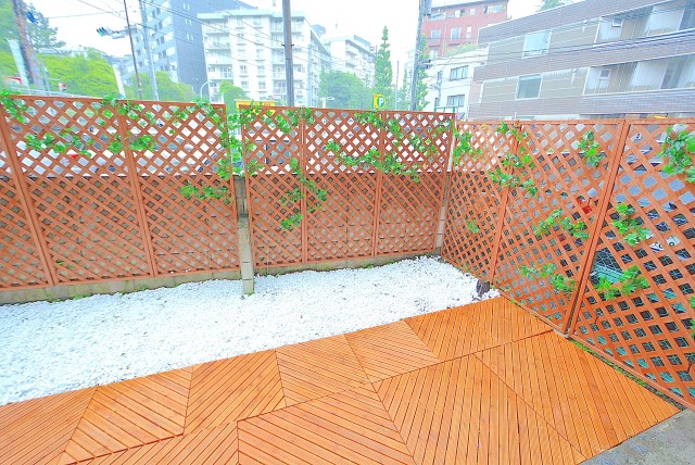 インペリアル常盤松 バルコニー