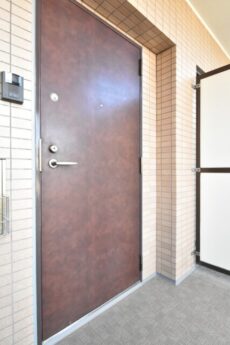 オーベル上馬A 玄関