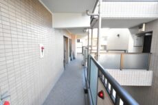 オーベル上馬A 玄関