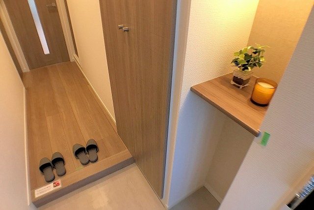 上高田四丁目団地　玄関