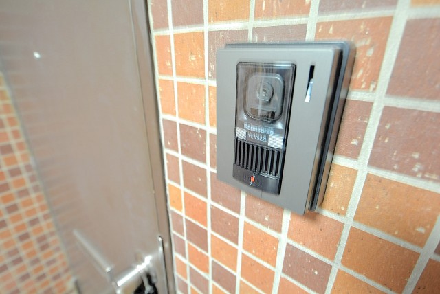 インペリアル常盤松 玄関